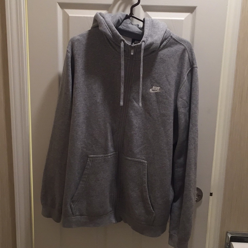 Nike Zip-up Sweater/Hoodie